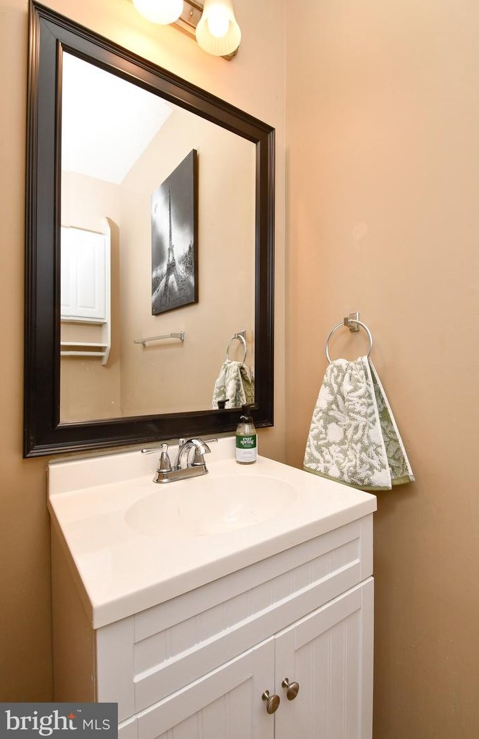 12509 Sherwood Forest Dr, Culpeper VA  22701-1665 exterior