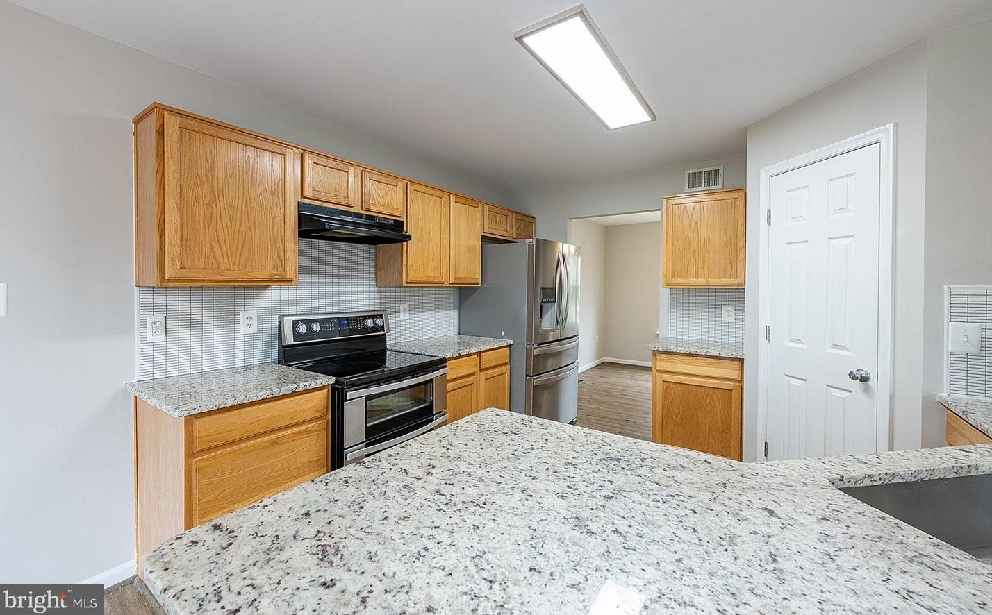 676 Holly Crest Dr, Culpeper VA  22701-3197 exterior