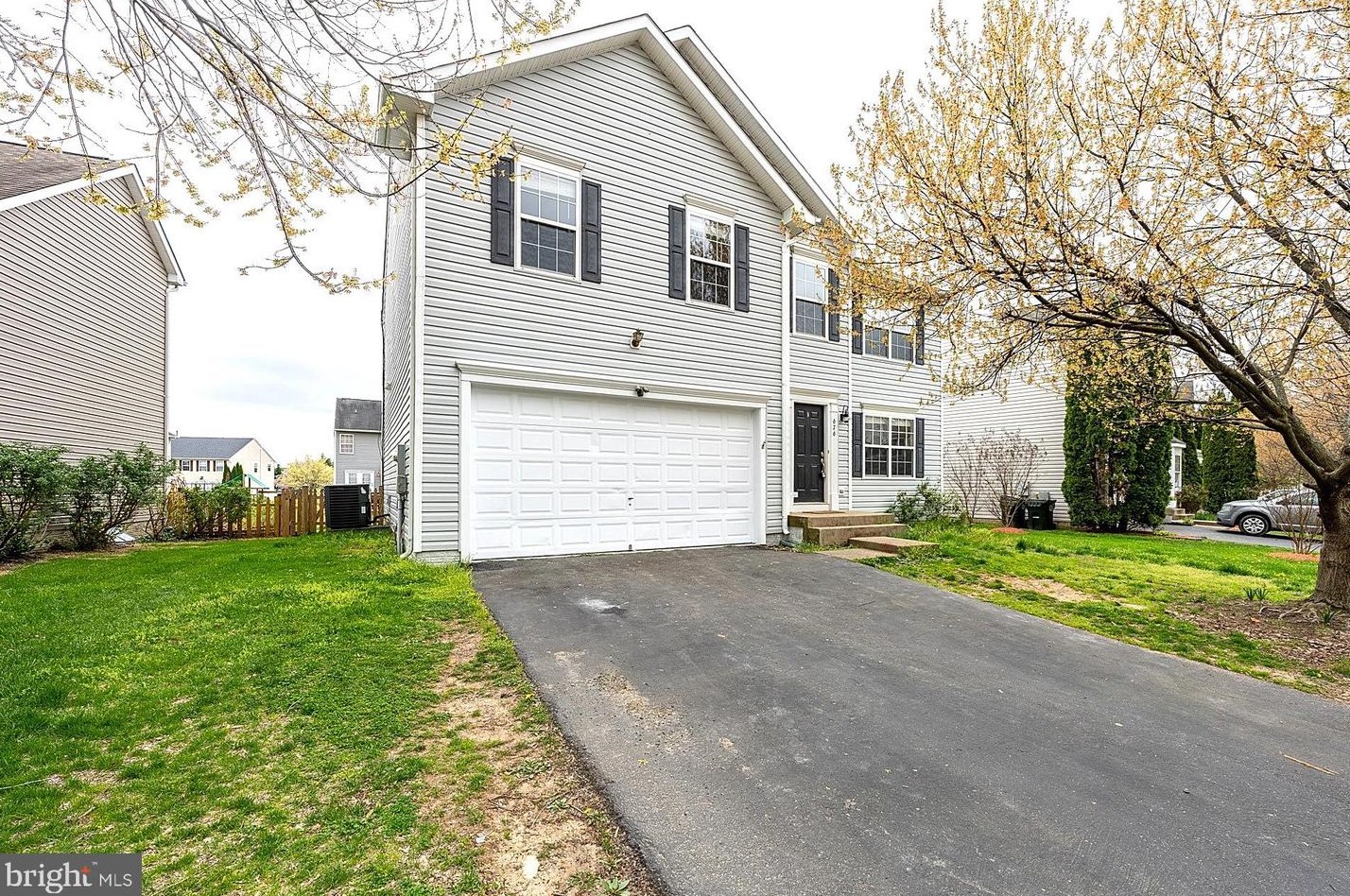 676 Holly Crest Dr, Culpeper VA  22701-3197 exterior