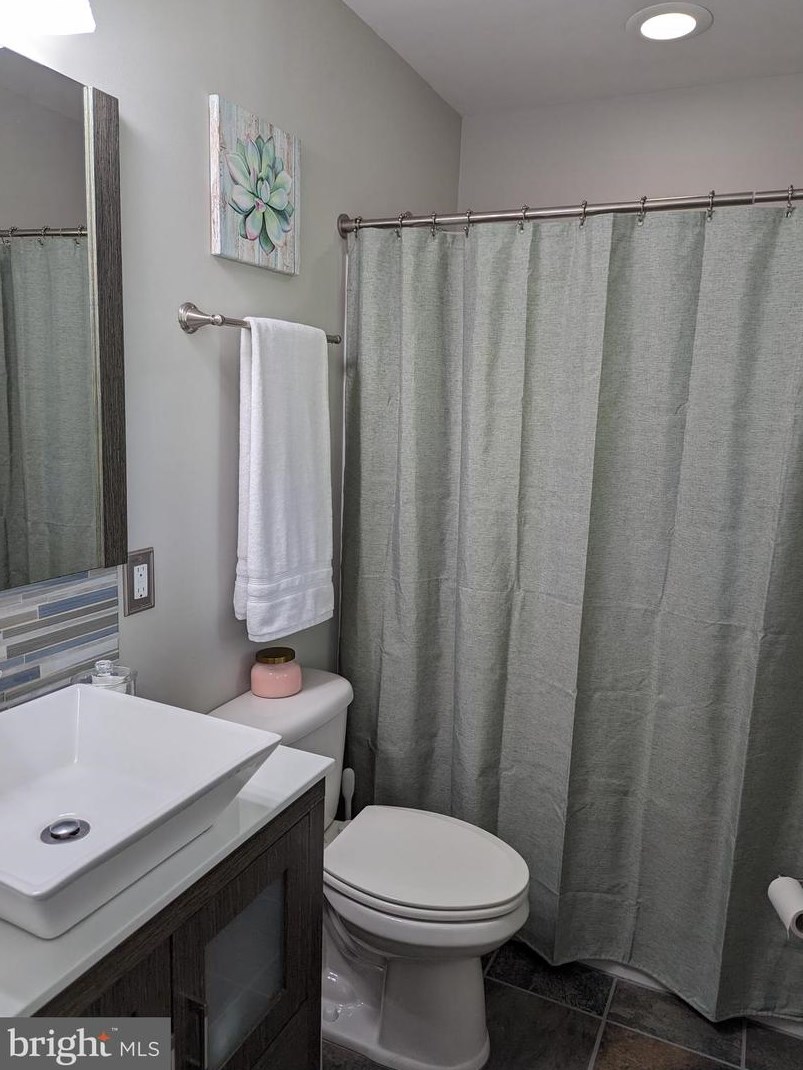 5379 Jeffersonton Rd, Jeffersonton VA  22724-2229 exterior