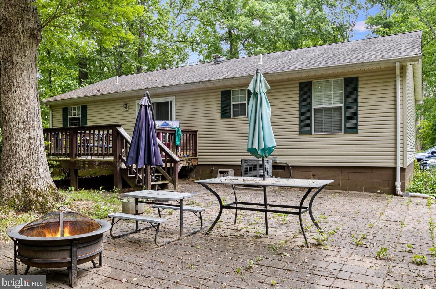 15183 My Rd, Culpeper, VA 22735-1964