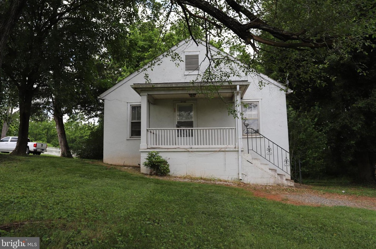 1710 Orange Rd, Culpeper, VA 22701-3822