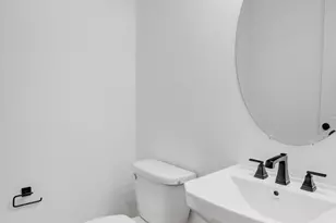 2000 Divot Dr, Culpeper, VA 22701 - Photo 8