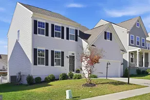 2124 Berwick Dr, Jeffersonton, VA 22724 - Photo 2