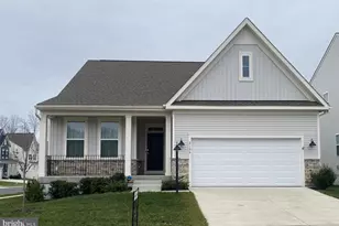 2156 Berwick Dr, Jeffersonton, VA 22724 - Photo 2