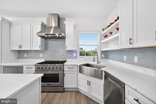 6471 Silk Rd, Jeffersonton, VA 22724 - Photo 10