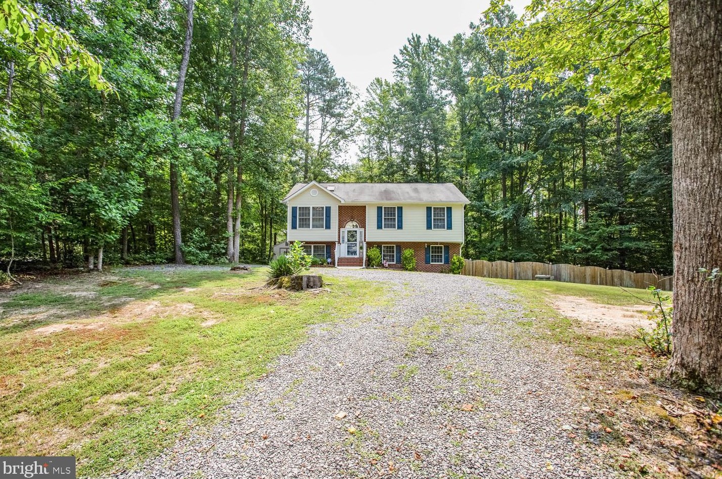 2 Tocoma Ct, Ruther Glen, VA 22546-1528