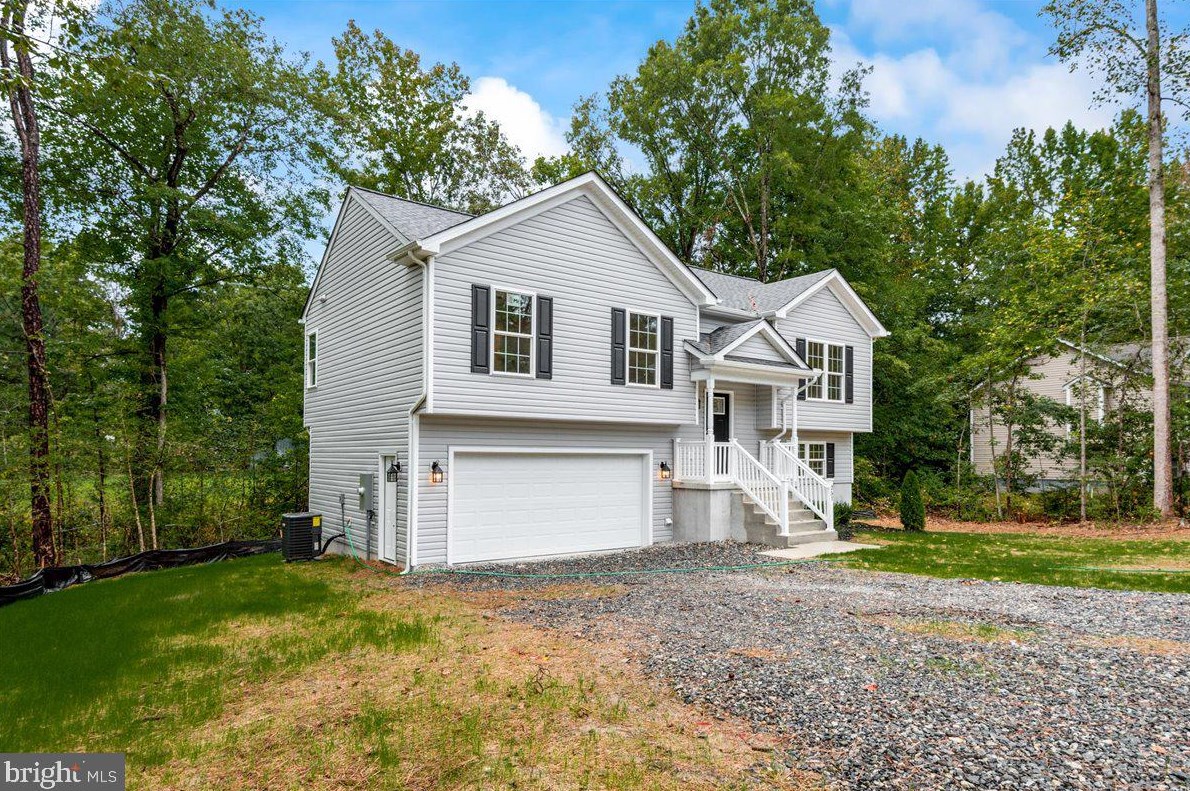 251 Devon Dr, Ruther Glen, VA 22546-1151