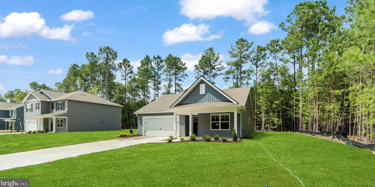 160 Dickinson Dr, Bowling Green, VA 22427