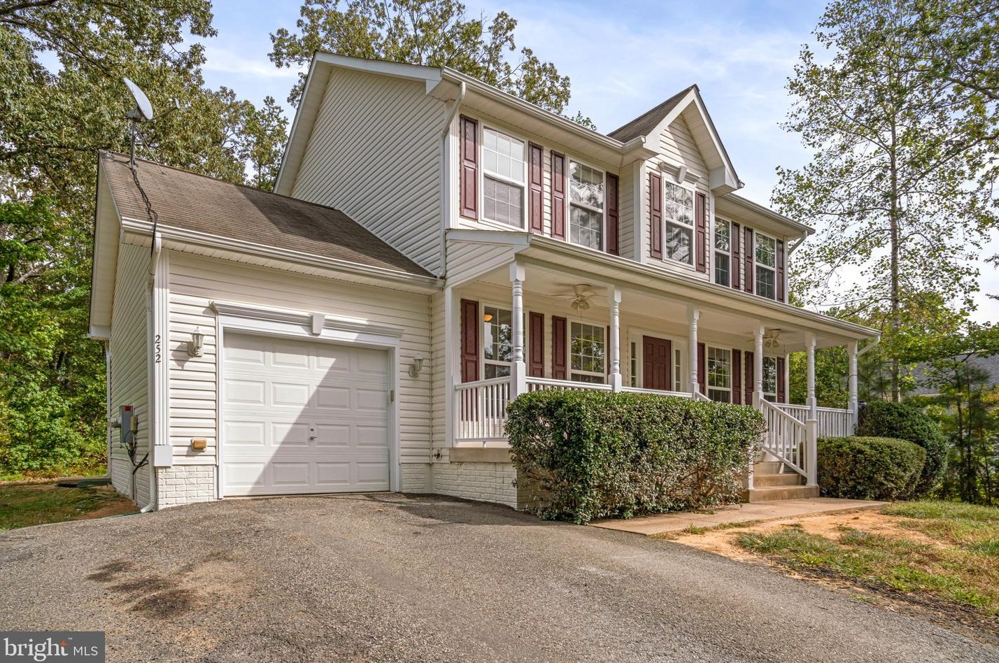 252 Devon Dr, Ruther Glen, VA 22546-1151