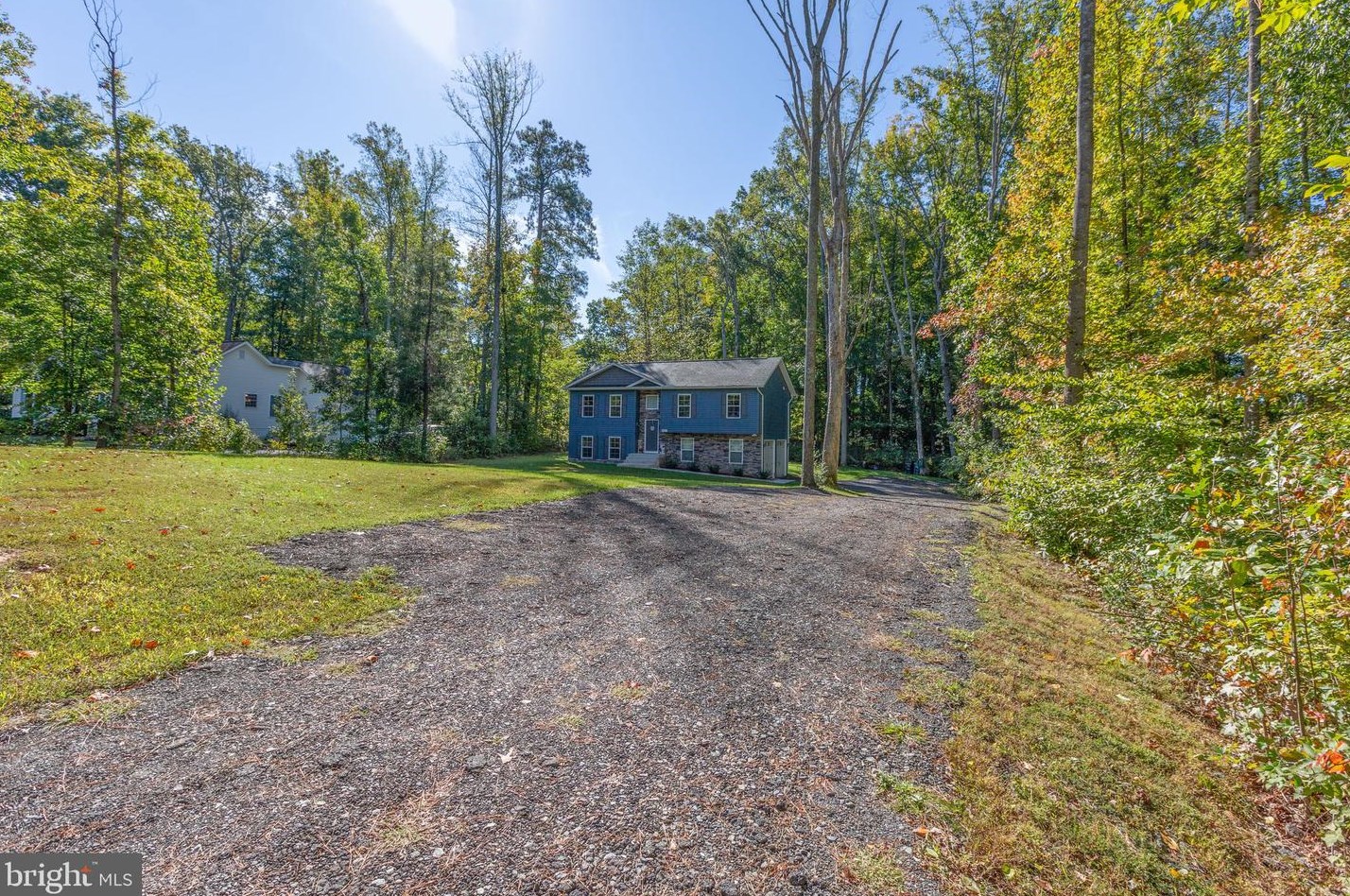 907 Jones Dr, Ruther Glen, VA 22546-1303