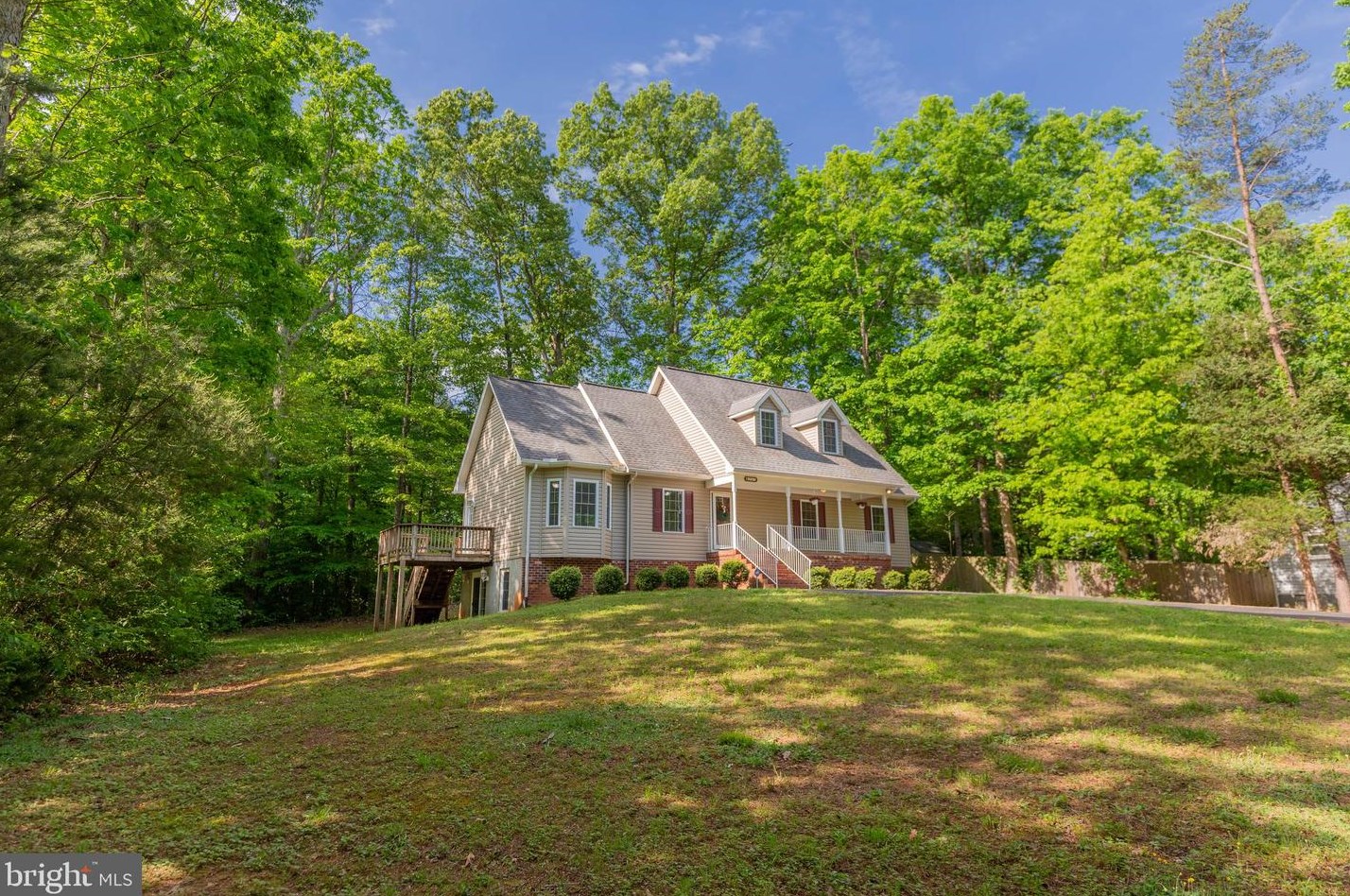505 Redground Dr, Ruther Glen, VA 22546-1525