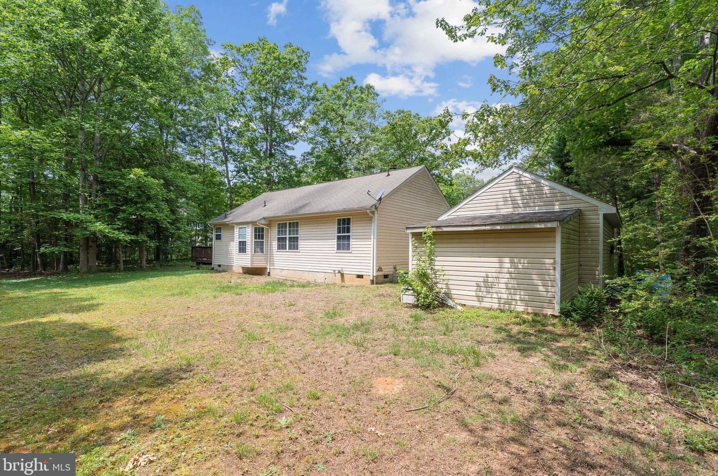 74 Albertson Ct, Ruther Glen VA  22546-1512 exterior