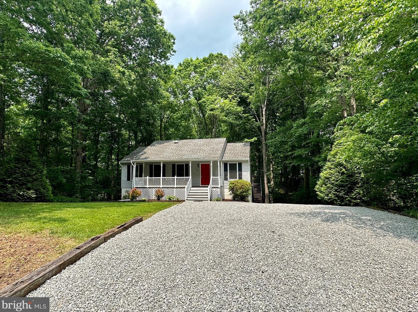 872 Campers Ln, Ruther Glen, VA 22546