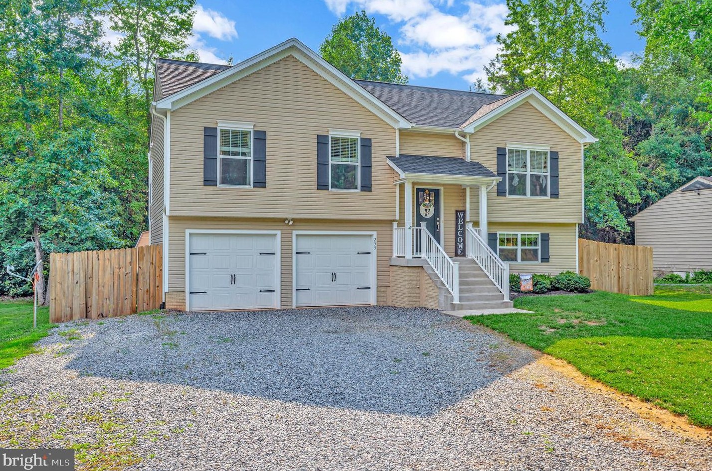 255 American Dr, Ruther Glen, VA 22546-5016