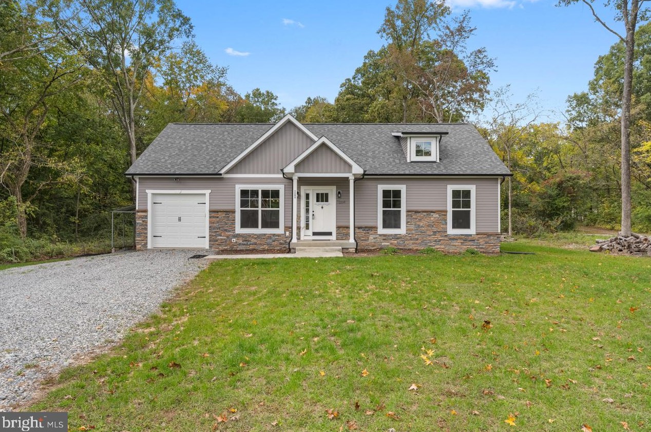 7264 Macedonia Rd, Woodford, VA 22580