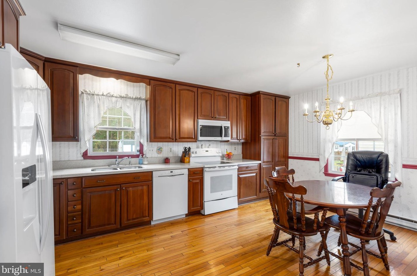 2602 Deerfield Rd, Ruther Glen, VA 22546-2878