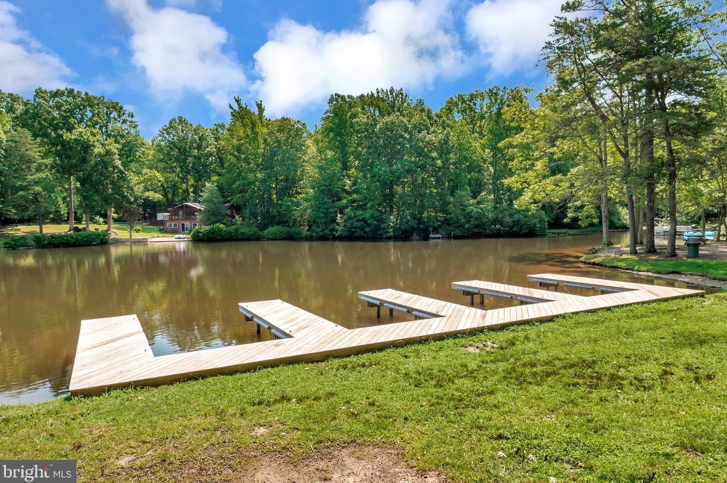 600 Joy Dr, Ruther Glen VA  22546-1202 exterior