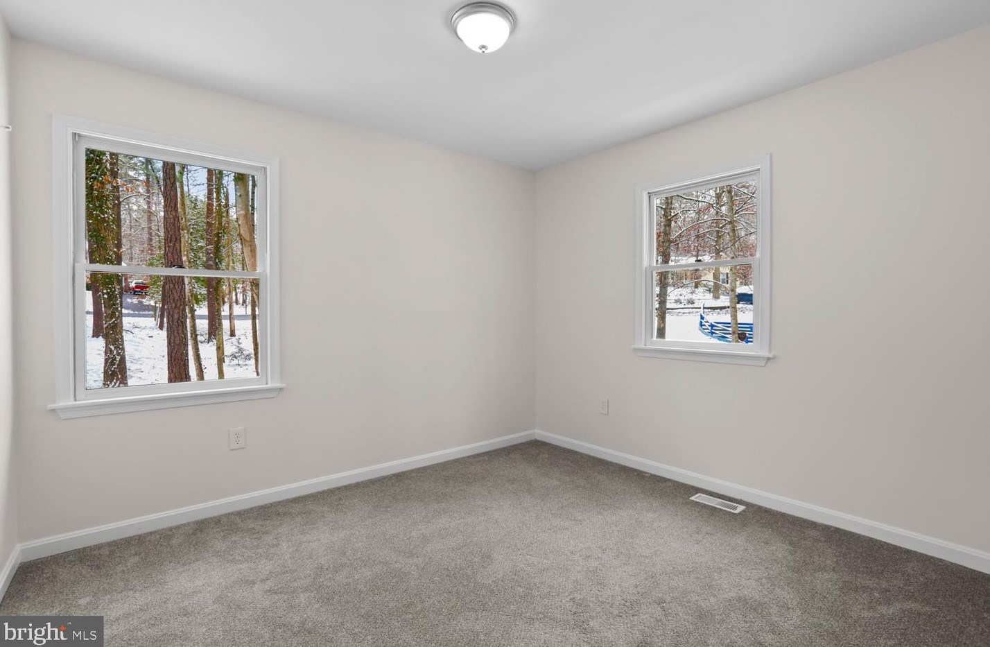 600 Joy Dr, Ruther Glen VA  22546-1202 exterior