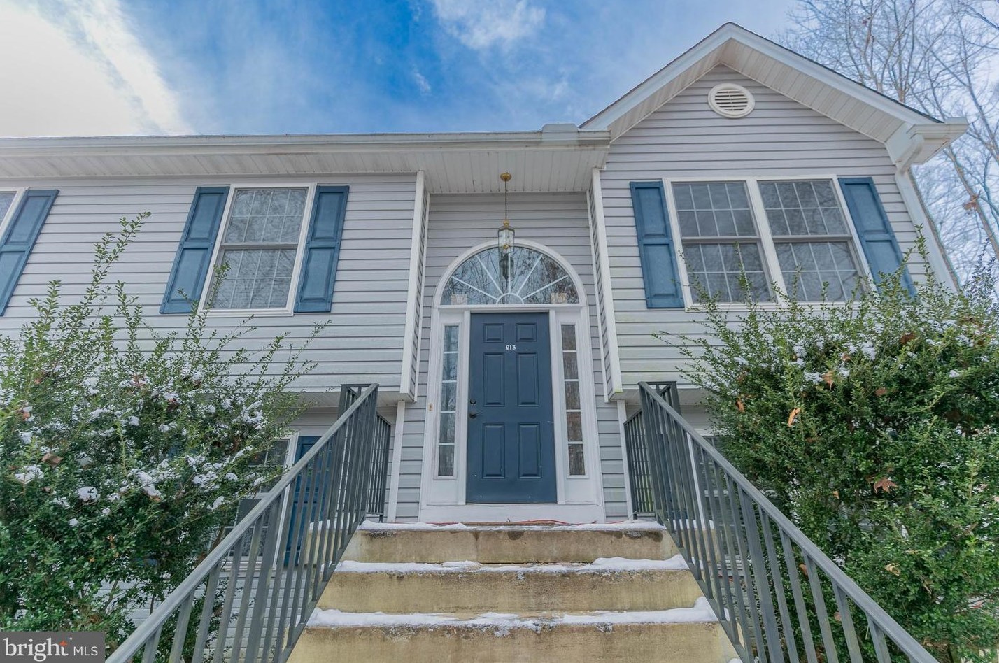213 Cedar Ridge Dr, Ruther Glen, VA 22546