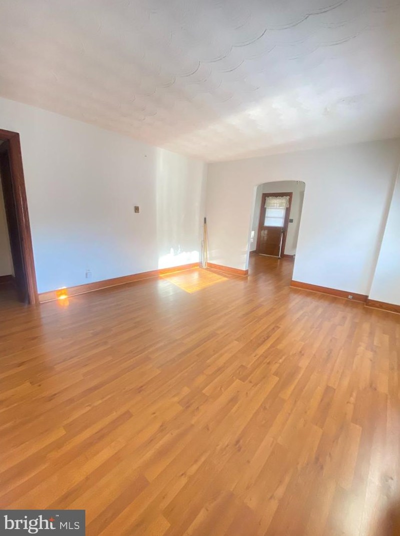 7239 Jericho Rd, Ruther Glen VA  22546-2215 exterior