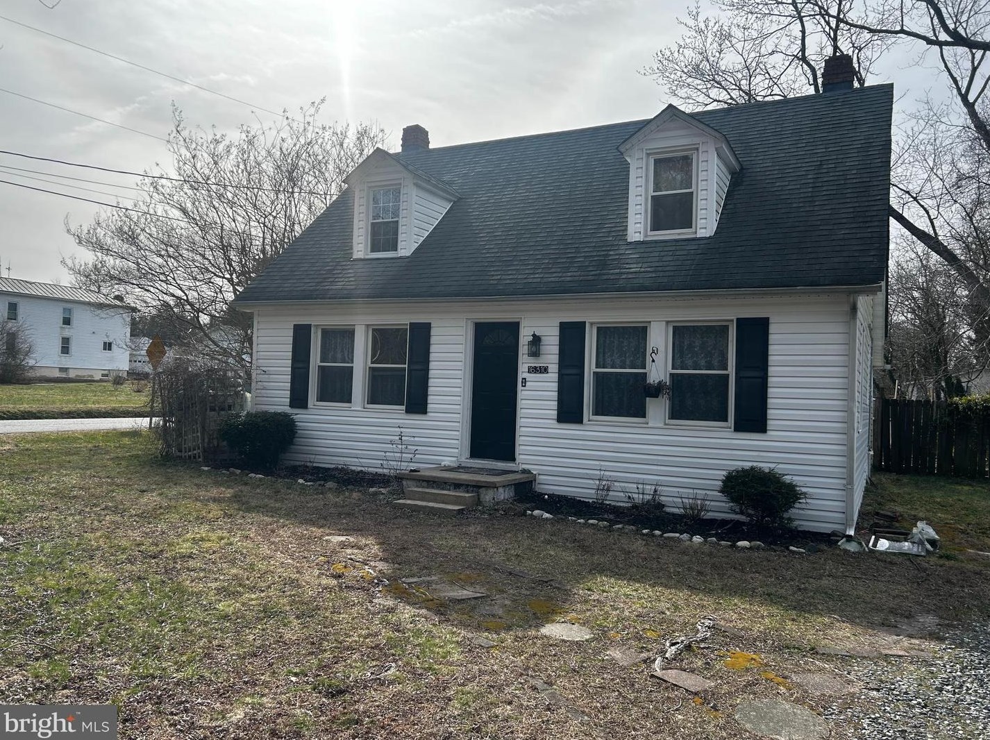 16310 Edwards Rd, Bowling Green, VA 22427