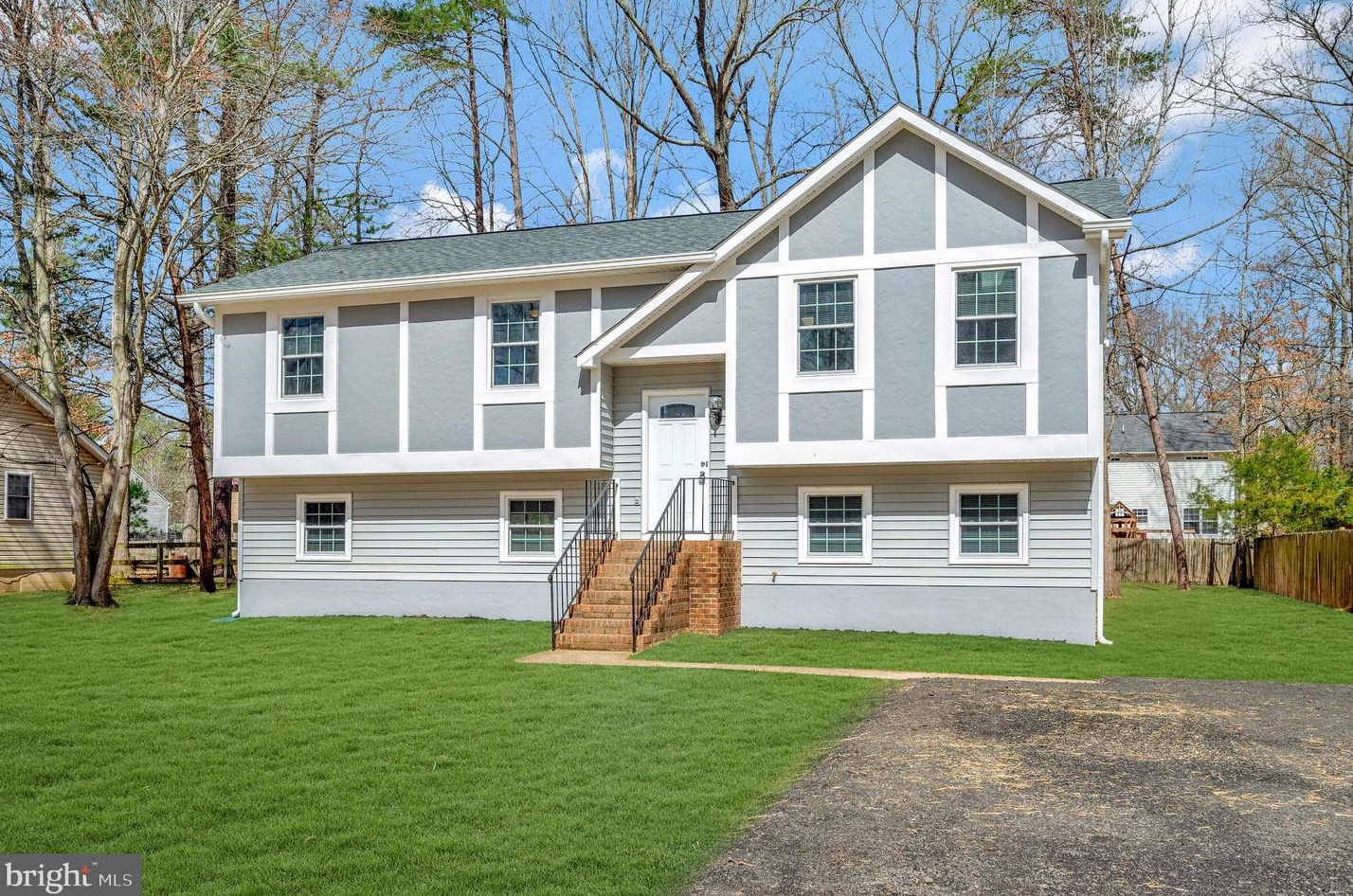 506 Montgomery Dr, Ruther Glen, VA 22546