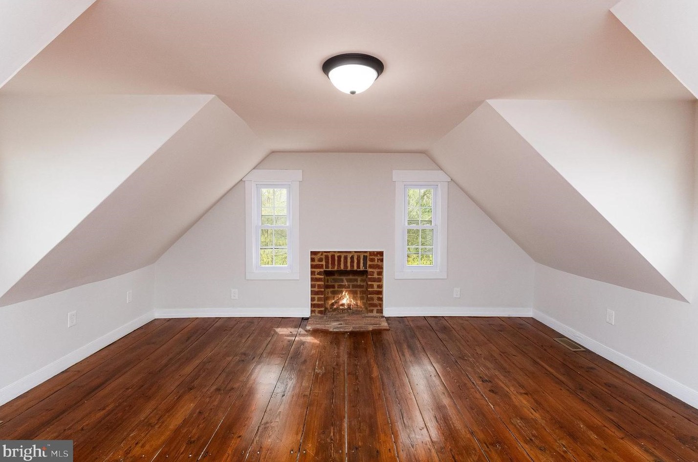 2349 Skinkers Neck Rd, Rappnhanck VA  22538-2024 exterior