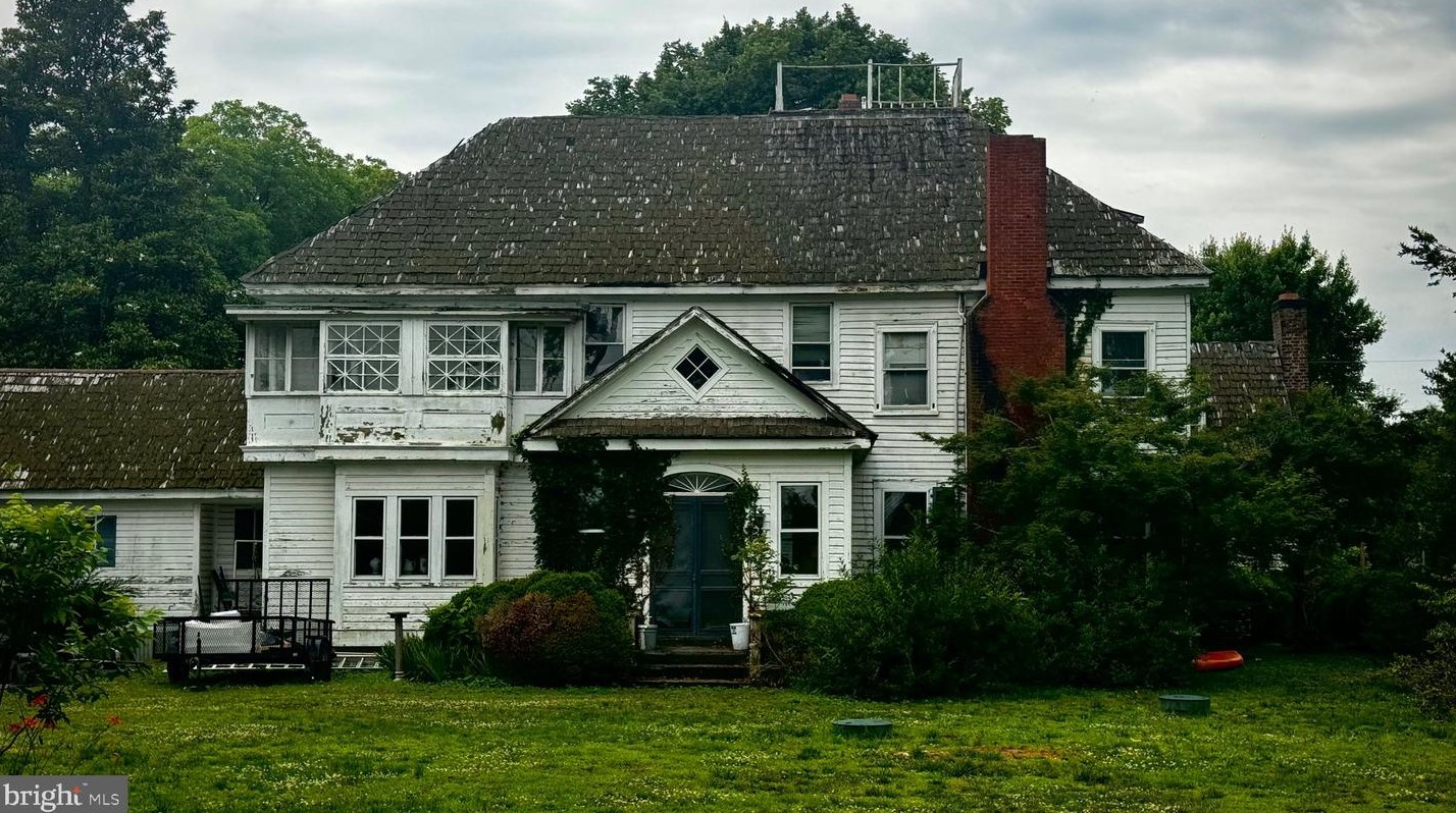 909 Caroline St, Port Royal, VA