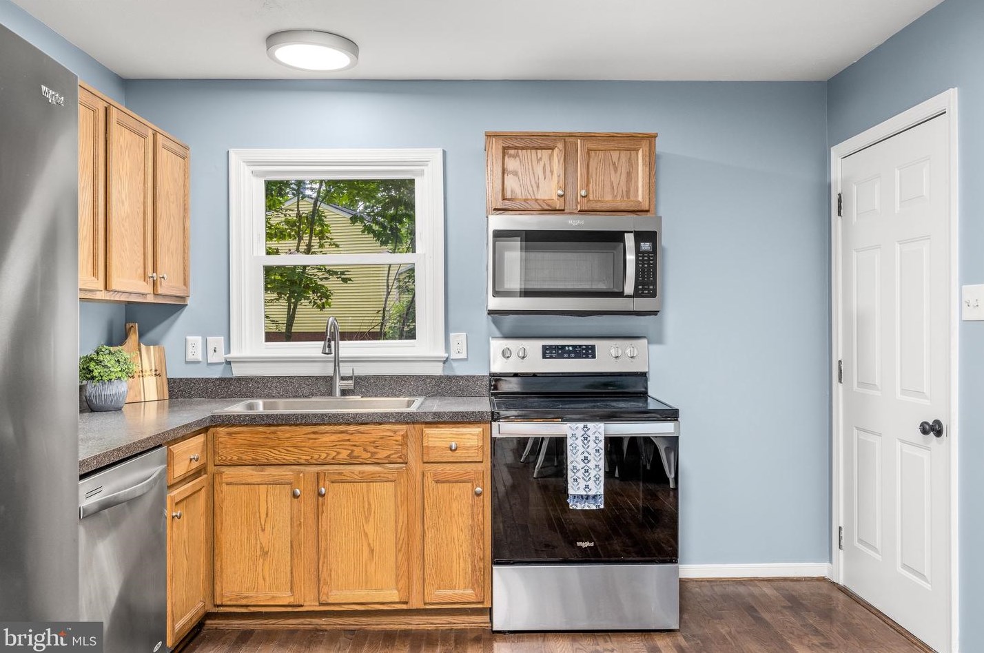 4 Heritage Cv, Ruther Glen VA  22546-1052 exterior