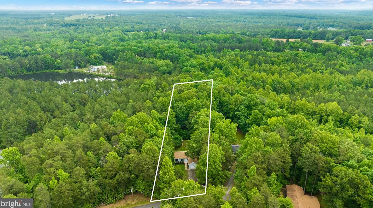 4 Heritage Cv, Ruther Glen VA  22546-1052 exterior