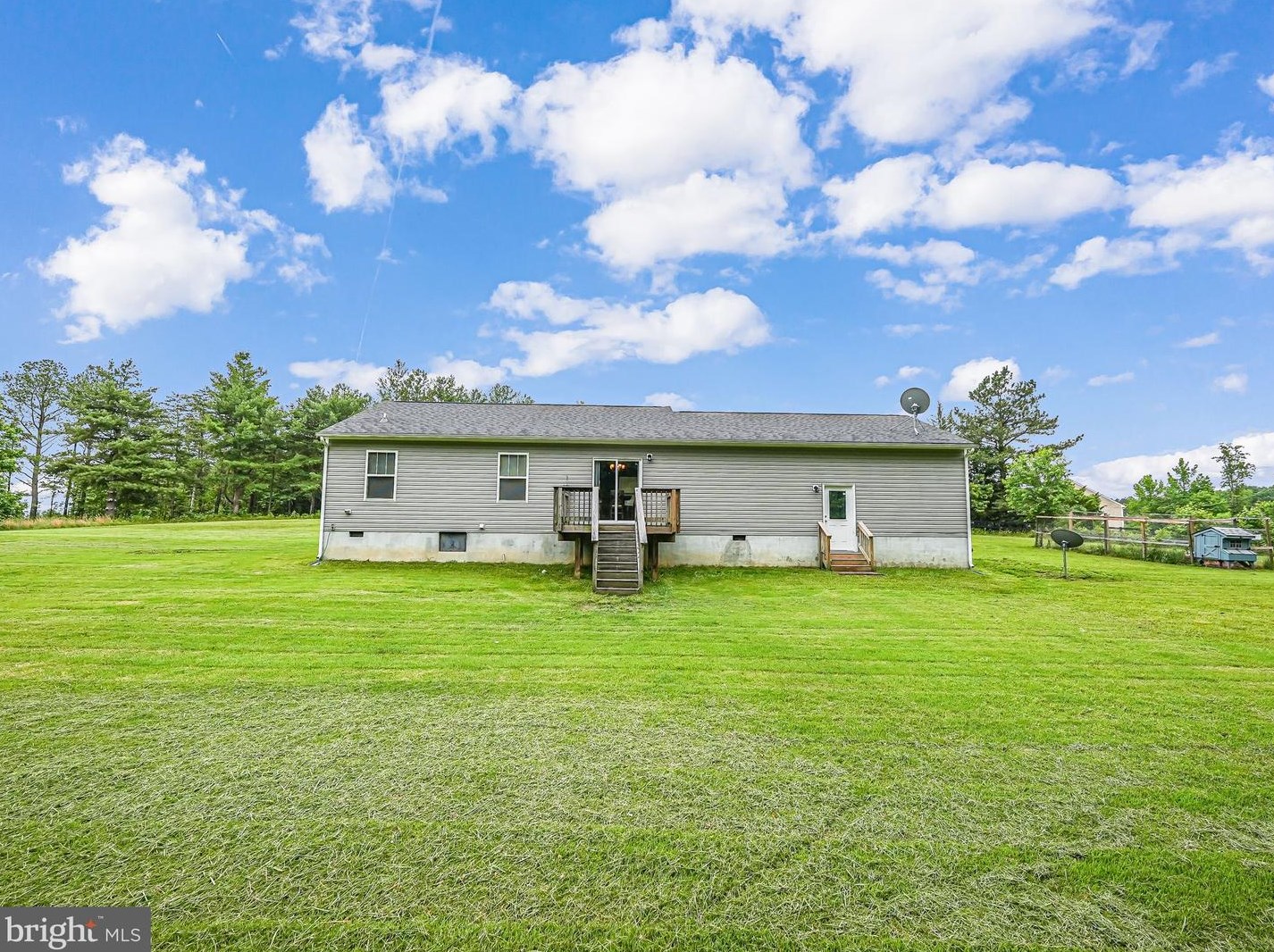 15196 Countyline Church Rd, Woodford VA  22580-2044 exterior