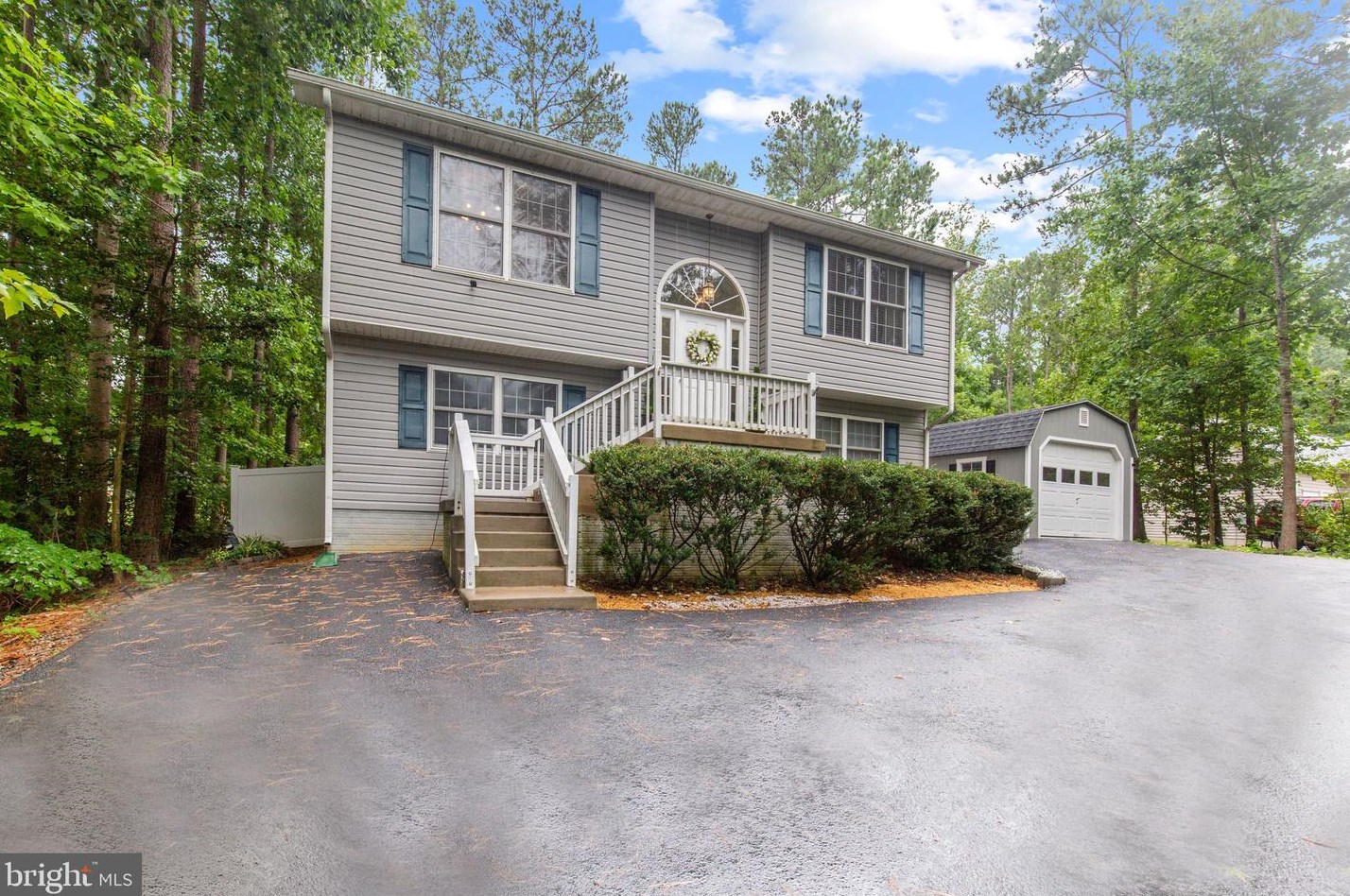 129 Lake Caroline Dr, Ruther Glen, VA 22546