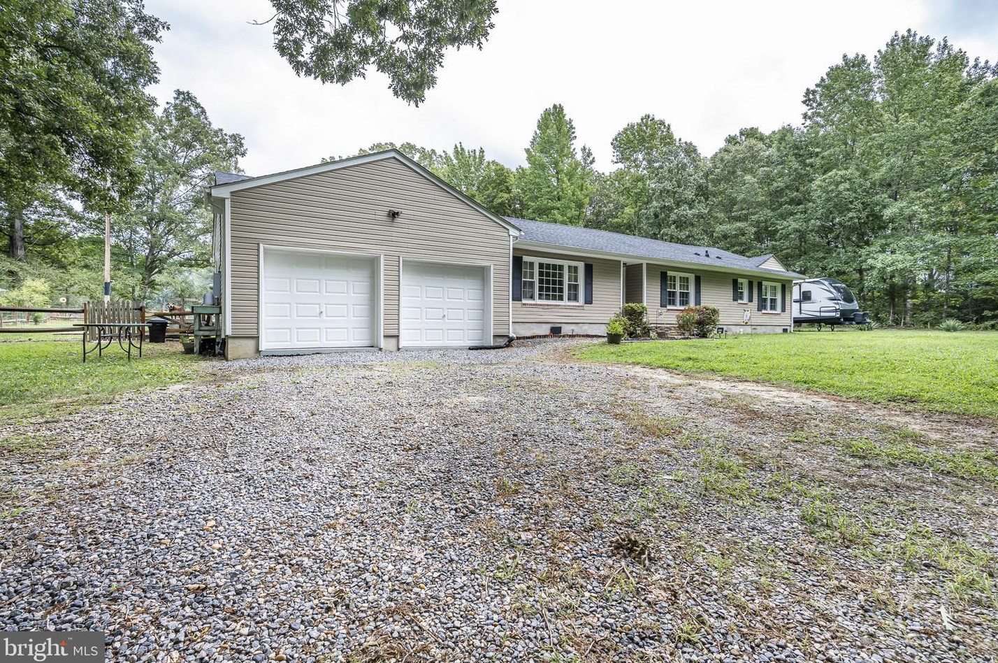 25344 Peaceful Valley Rd, Ruther Glen, VA 22546