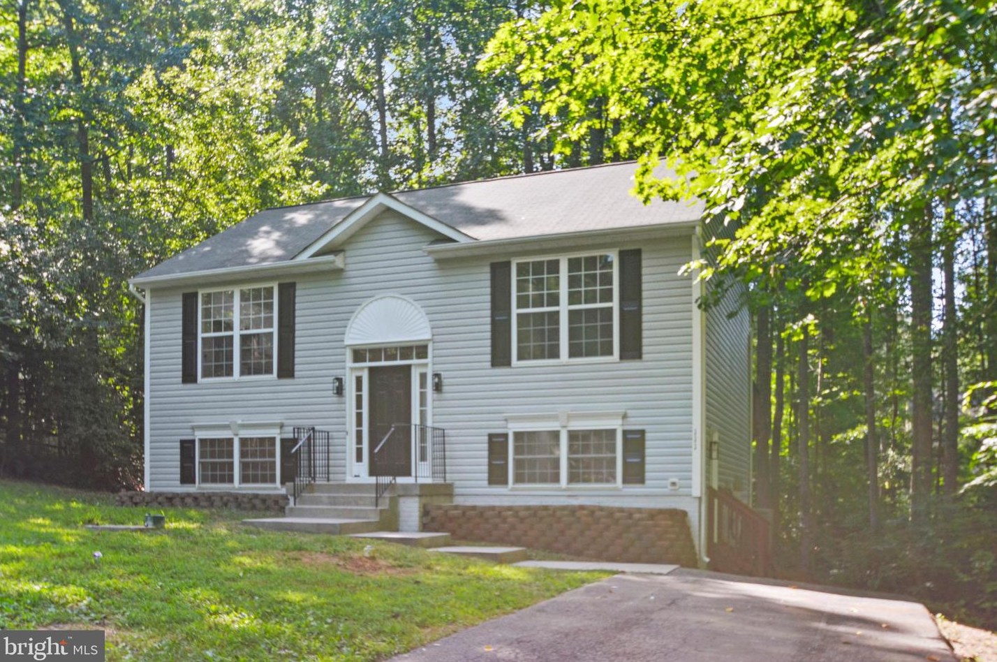 111 Ackerman Ln, Ruther Glen, VA 22546