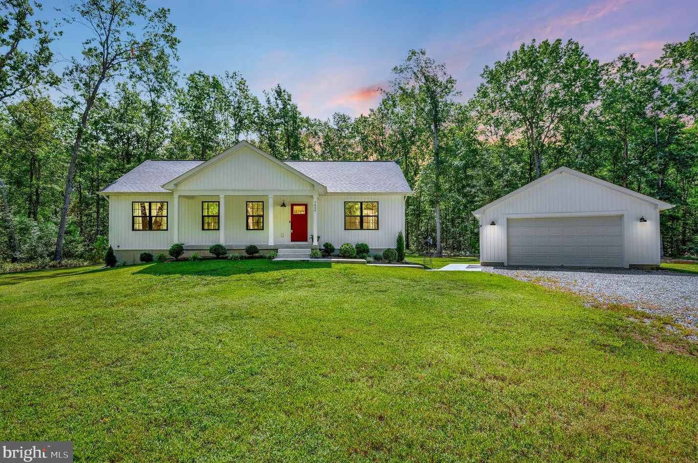 7464 Cedar Fork Rd, Ruther Glen, VA 22546