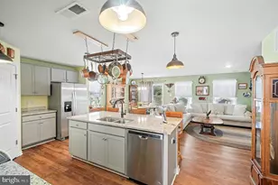 16032 Grant Ct, Bowling Green, VA 22427 - Photo 2