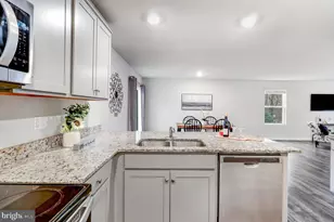 7426 Azalea Dr, Ruther Glen, VA 22546 - Photo 10