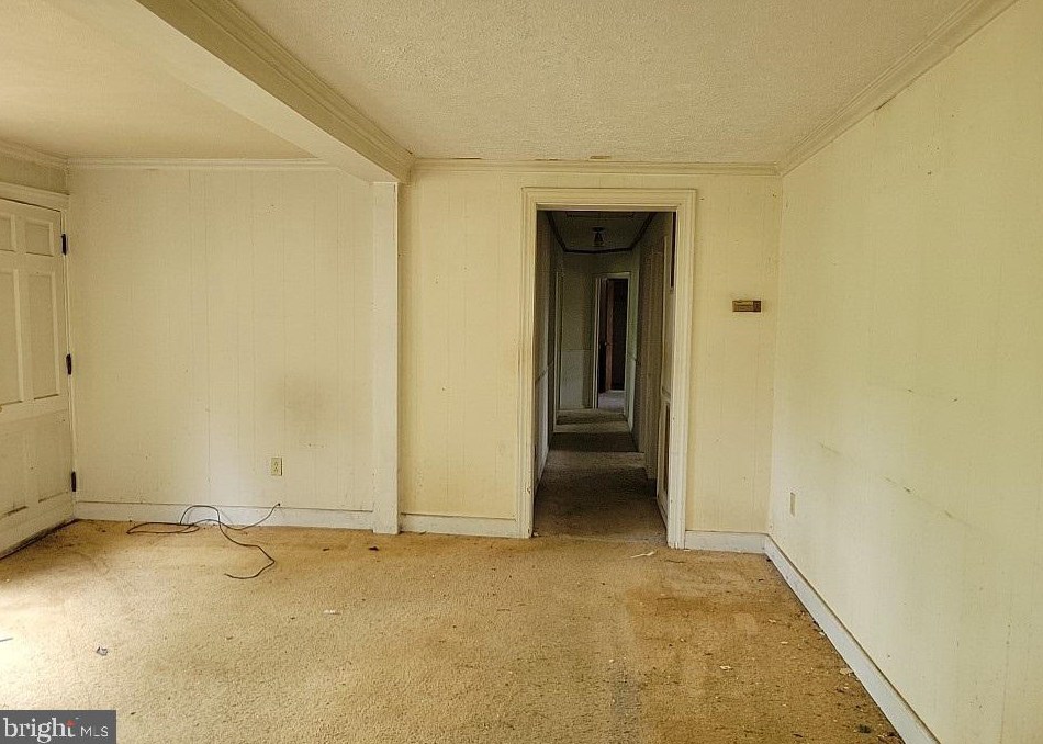 198 Newport Rd, Dunnsville, VA 22454