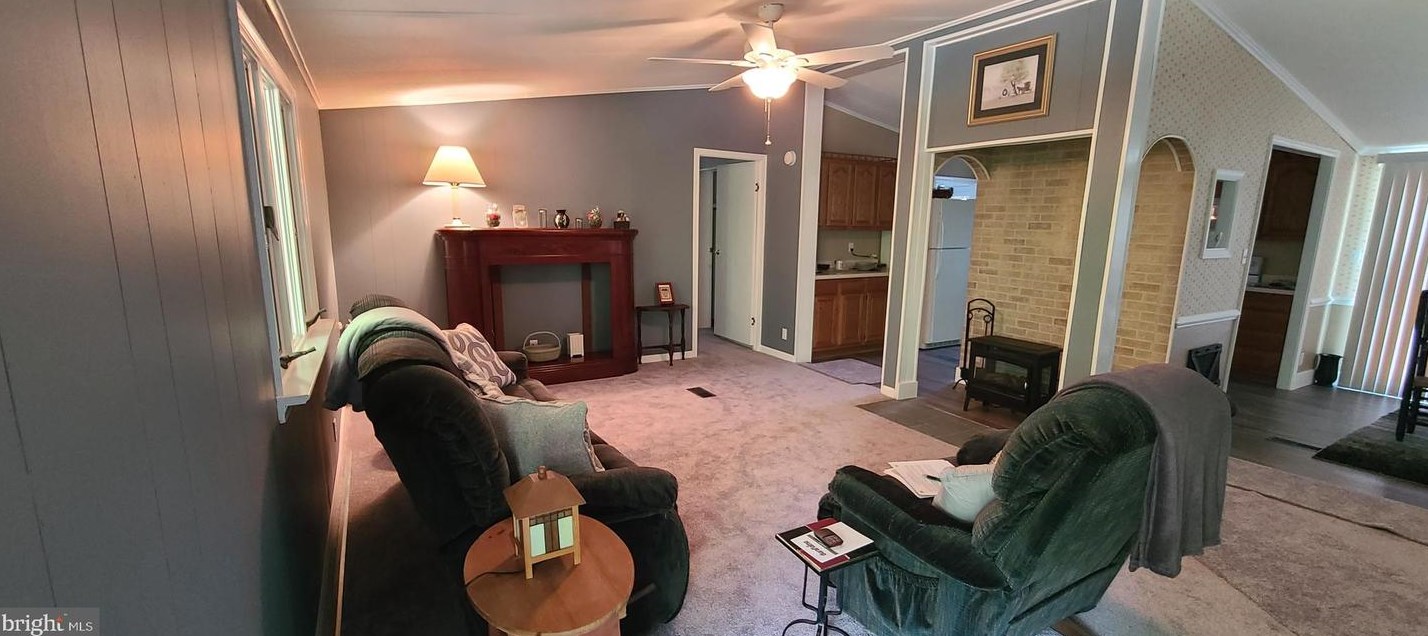 476 Sanders Rd, Dunnsville, VA 22454-2251