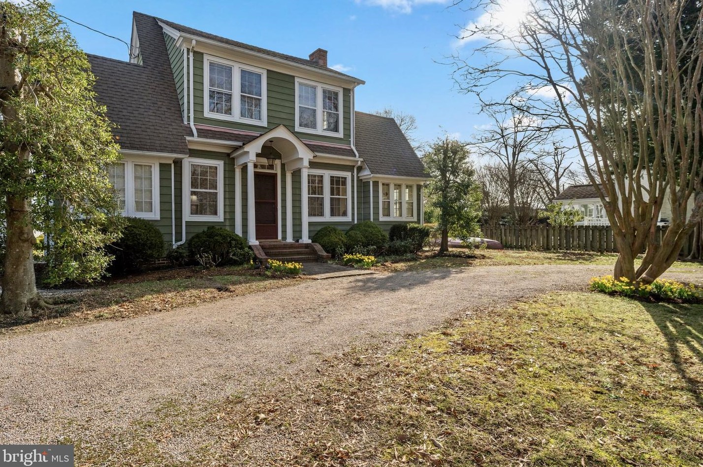 720 S Water Ln, Tappahannock, VA 22560