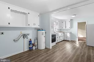 310 E Gwynnfield Rd, Tappahannock, VA 22560 - Photo 8