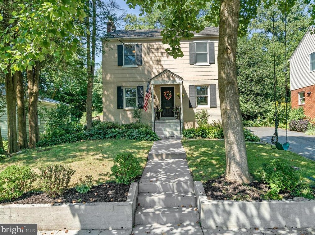 109 W Westmoreland Rd, Falls Church, VA 22046