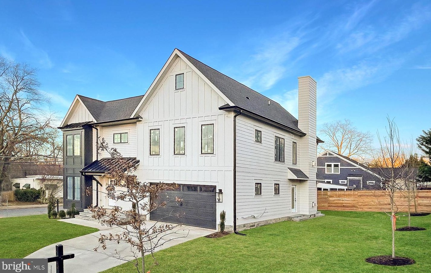 322 N Underwood St, Falls Church, VA 22046