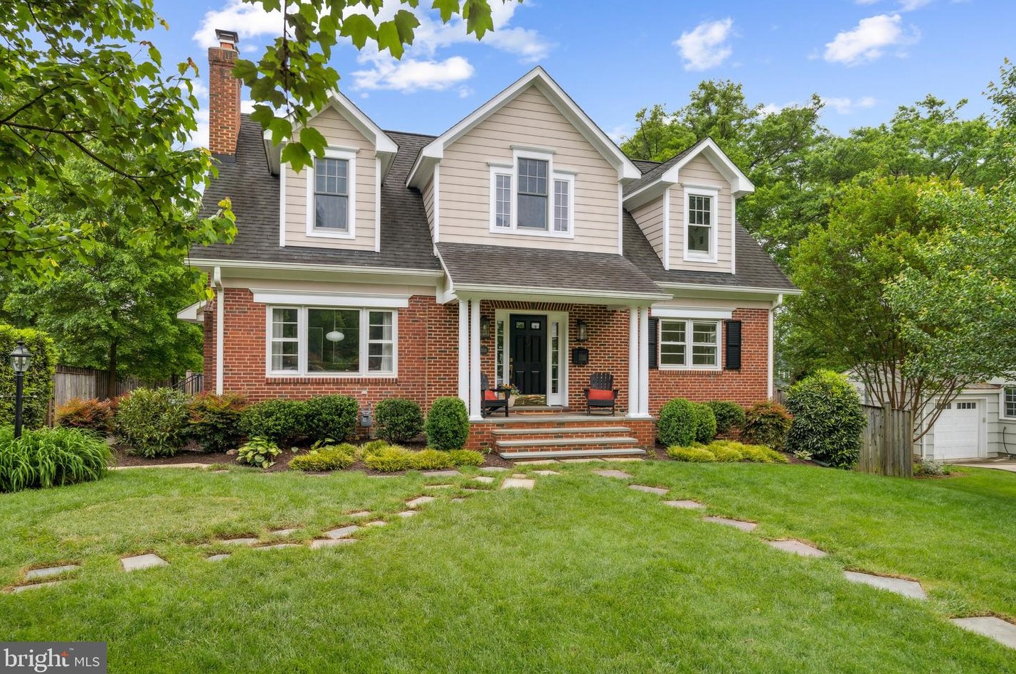 308 Walnut St, Falls Church, VA 22046