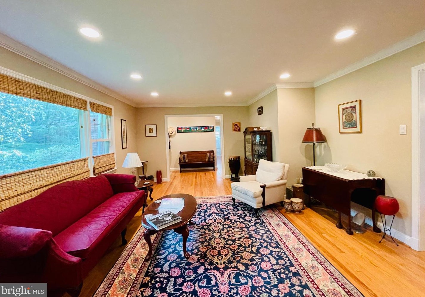 300 W Columbia St, Falls Church, VA 22046