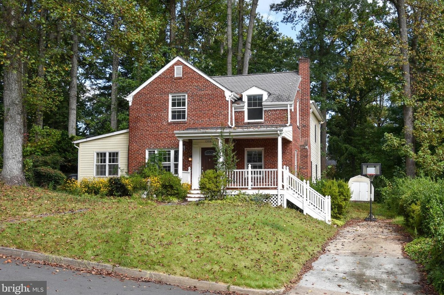 1306 Tracy Pl, Falls Church, VA 22046