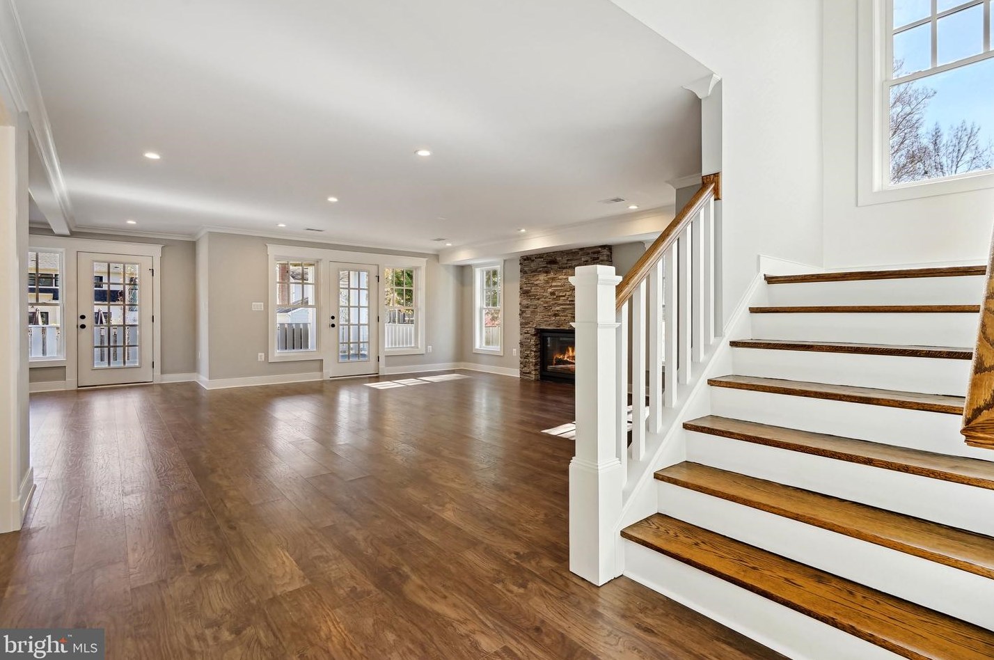 608 Jackson St, Falls Church VA  22046-2828 exterior