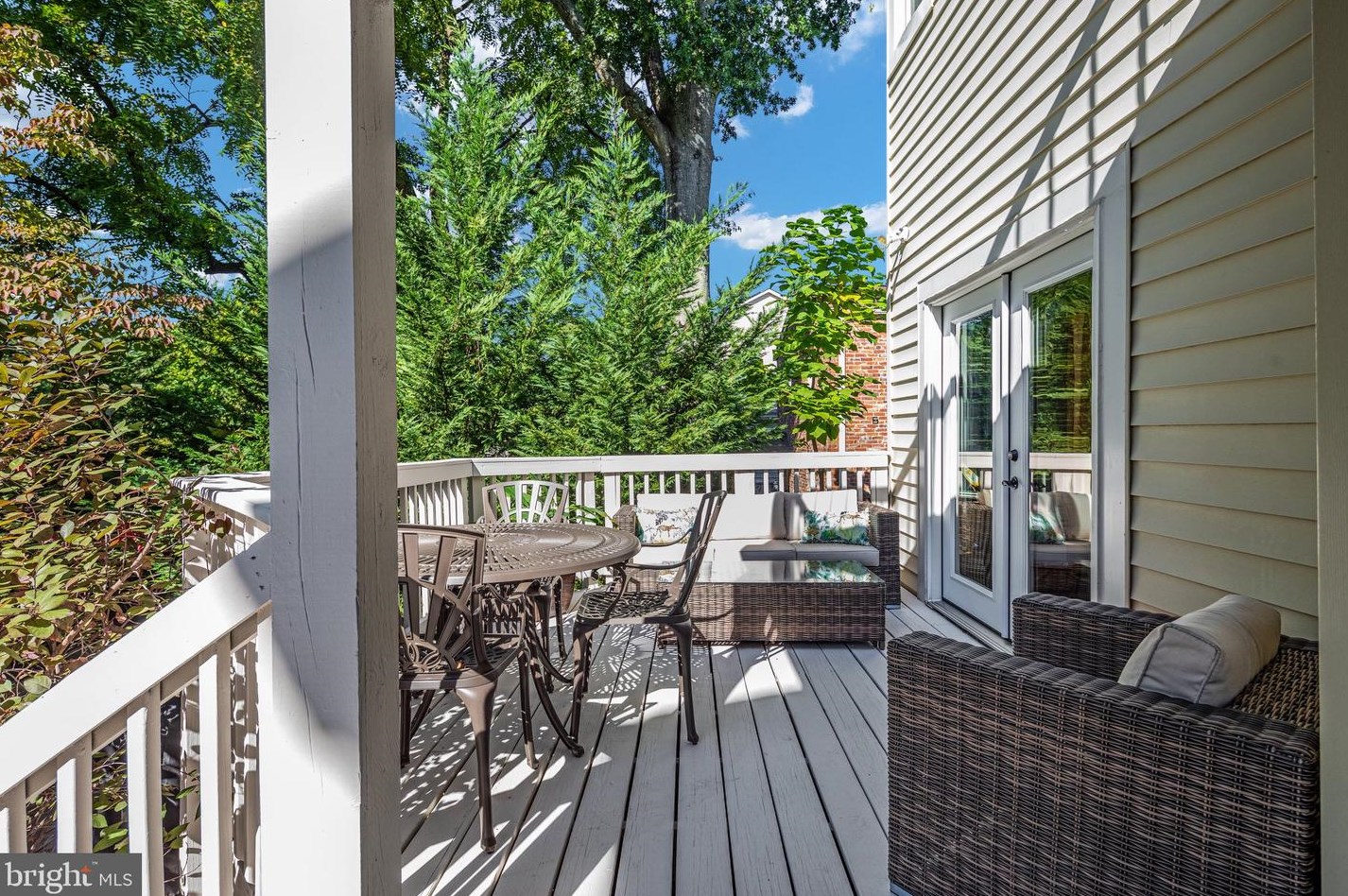 907 Lincoln Ave, Falls Church VA  22046-2512 exterior