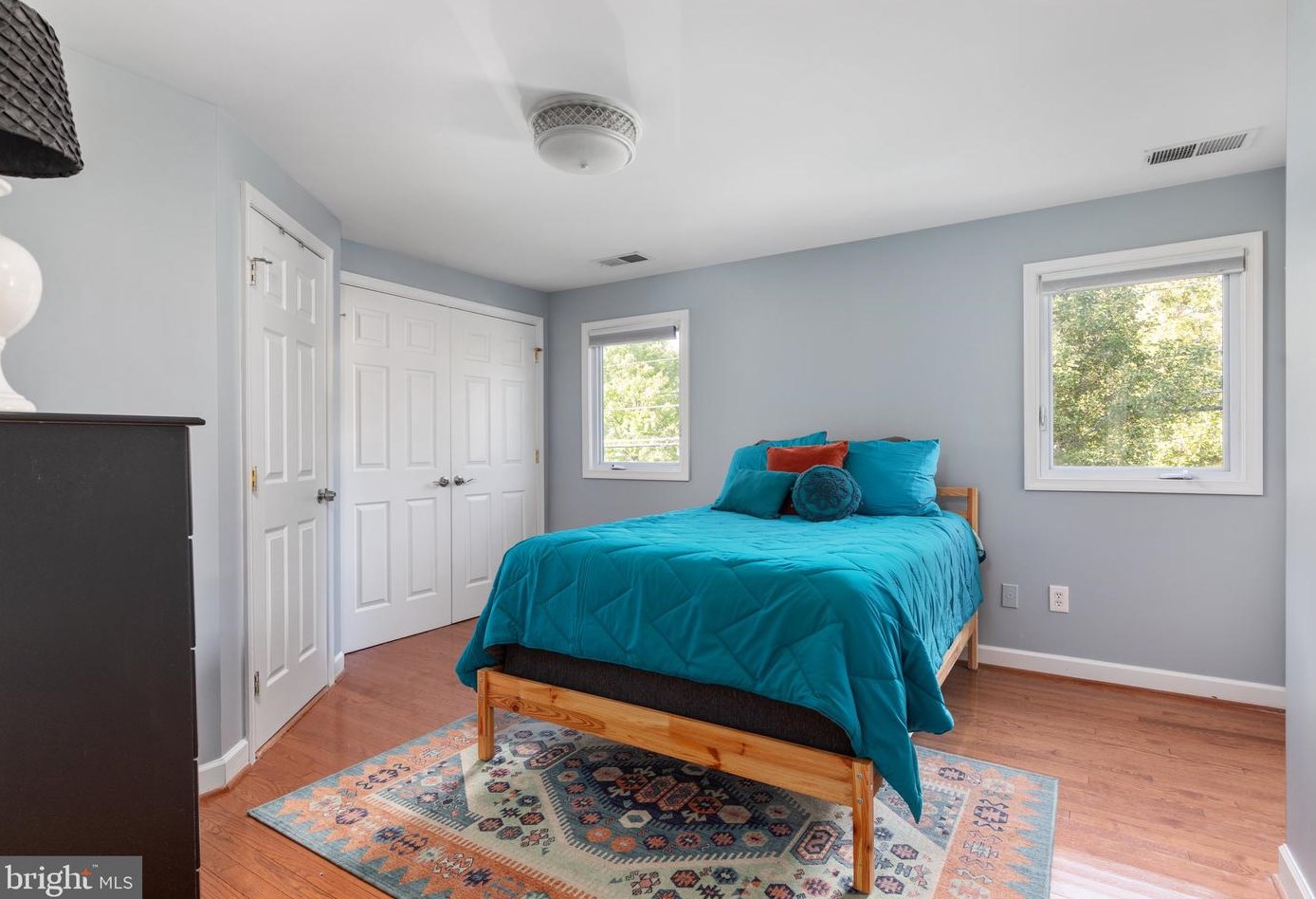 907 Lincoln Ave, Falls Church VA  22046-2512 exterior